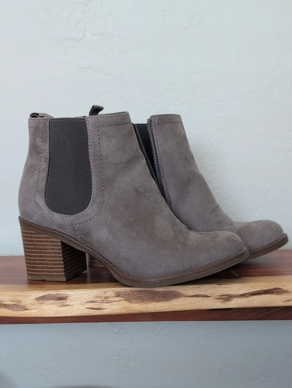 Kohls Women’s Faux  Suede Ankle Booties in Gray - Classic Side-Zip Chelsea Style